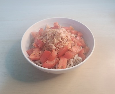 旨味トマトとキクラゲの彩り和風うどんの作り方の写真