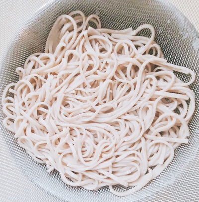 冷かけレモンとしょうがの爽やか冷やしうどんの作り方の写真