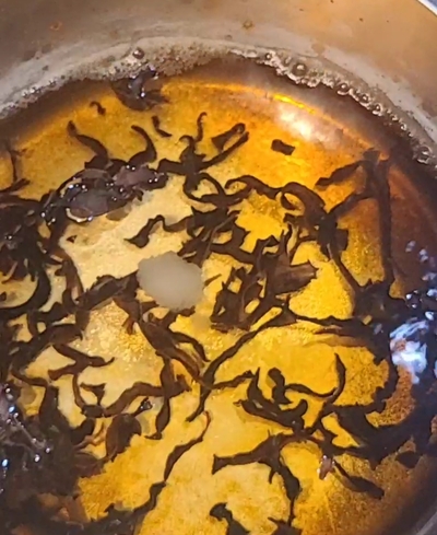 深い旨味がしみる、上品な「キクラゲの土佐煮」の作り方の写真